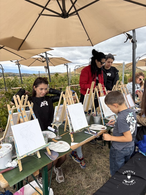 Община Сандански: Struma Wine Fest 2025 сред лозята – сцена за преживяване сред природата