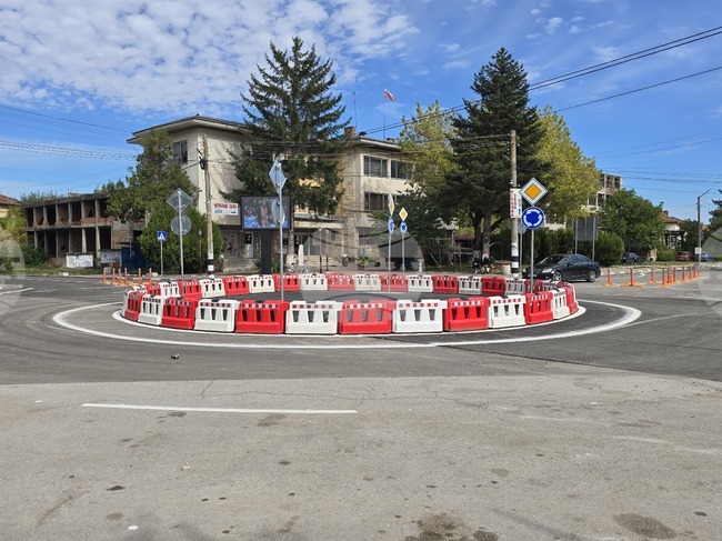 Община Луковит започва подмяна на водопровод и изграждане на нови тротоари по републиканския път от АМ „Хемус“ към Плевен