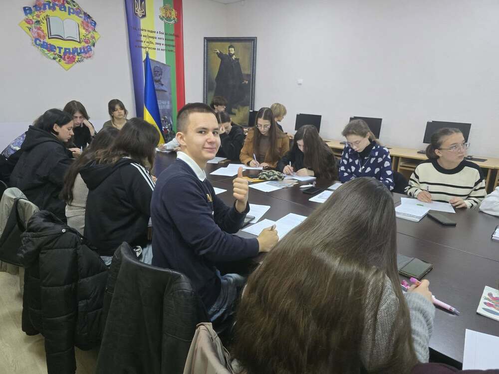 Учениците от Българското неделно училище „Българска светлица“ в Измаил започнаха учебната програма с уроци по роден език и история