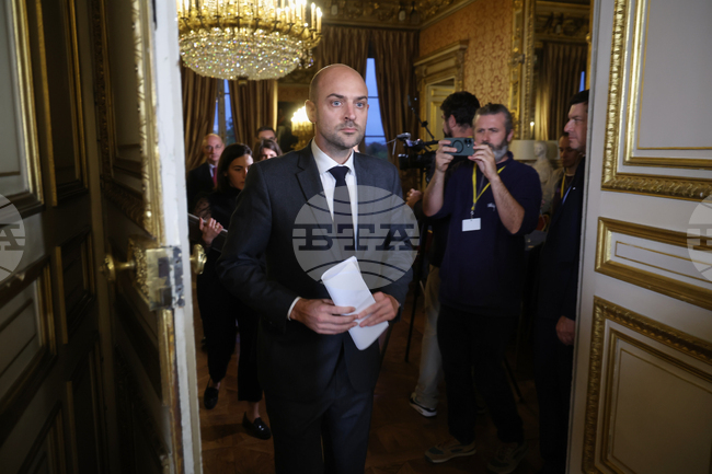 Путин може да дойде в Европа само ако ще подпише незабавно спиране на огъня в Украйна, заяви френският външен министър