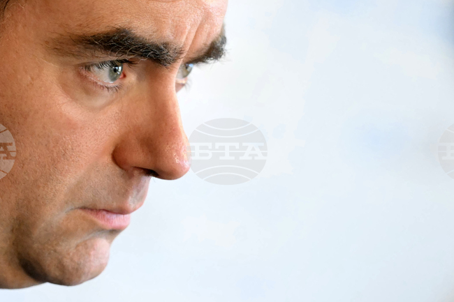 Льокорню - „най-мимолетният“ премиер в съвременната история на Франция, прави втори опит за съставяне на правителство