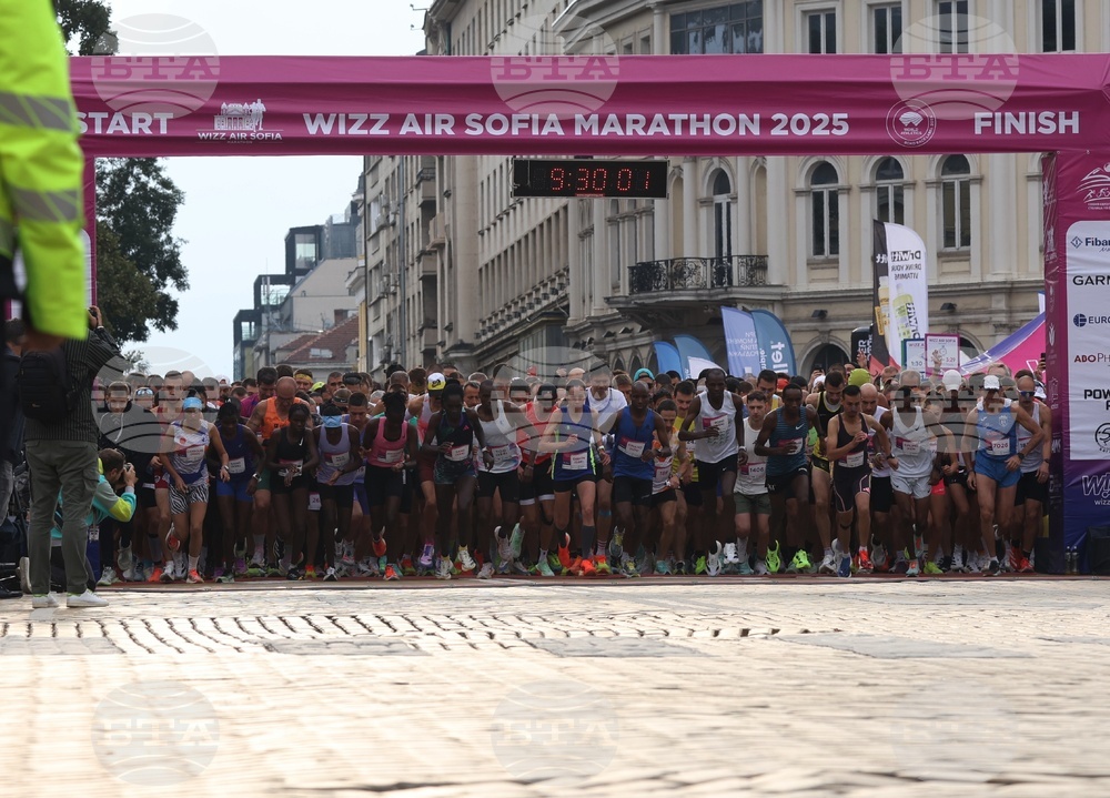 Nearly 8,000 Runners from 66 Countries, including BTA Staffers, Take Part in 42nd Wizz Air Sofia Marathon