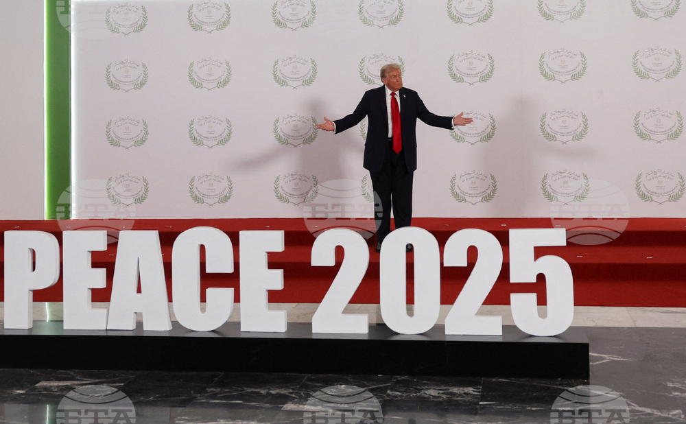 Докато Тръмп се стреми към мир, който да промени Близкия изток, Израел и арабите остават на различни позиции, пише в. "Вашингтон пост"