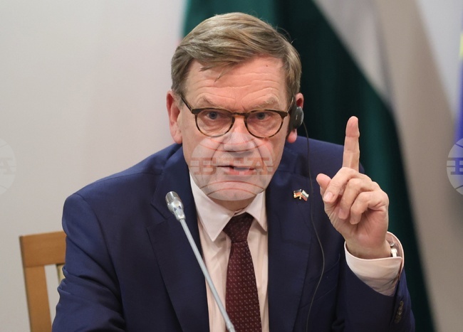 German FM Wadephul Highlights Security Partnership with Bulgaria During Visit