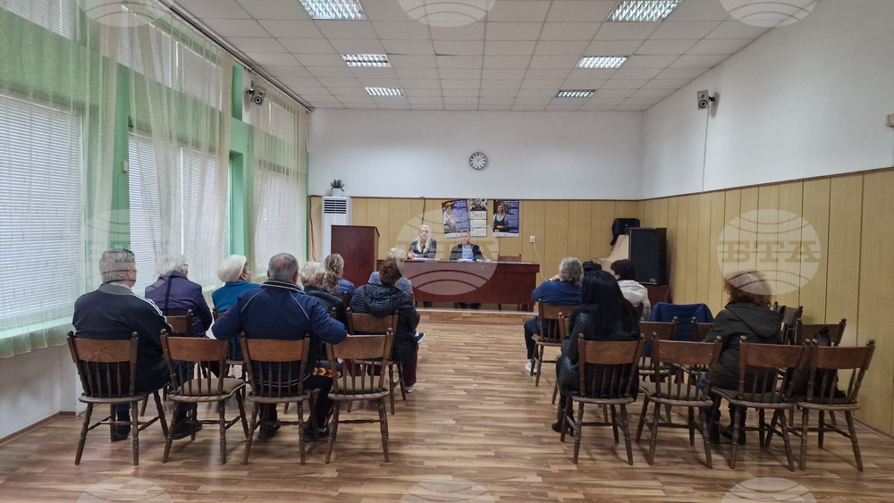 Двойното обозначаване на цените и подаването на данъчните декларации бяха акценти на информационна среща за еврото в Каспичан