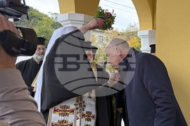 Село Белчин - училище - освещаване