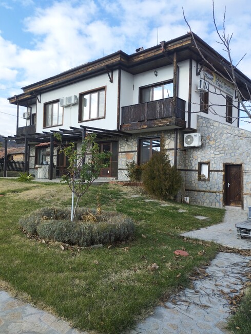 НАП продава къща за гости в Мезек на 50% по-ниска цена от първоначалната