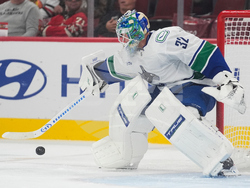Canucks Blackhawks Hockey