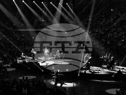 Концерт на Васко Василев в зала 1 на НДК, снимка – Даниел Димитров/БТА