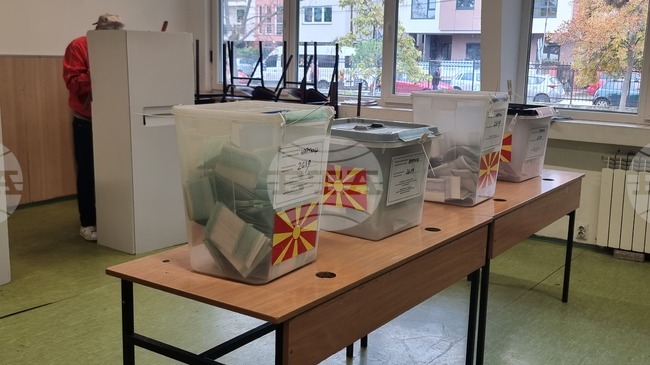 Буяр Османи поздрави опонента си за победата в община Чаир; според неокончателни данни ВМРО-ДПМНЕ печели убедително местните избори в Северна Македония