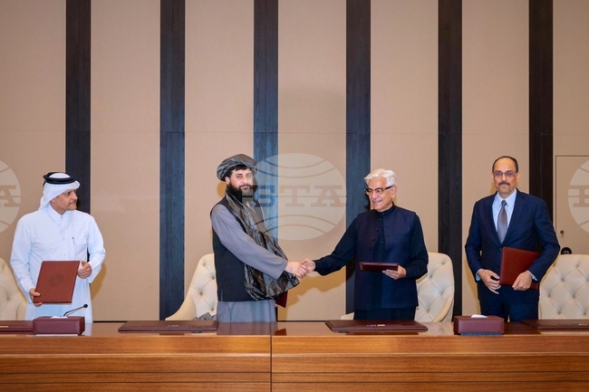 Афганистан и Пакистан се съгласиха да подновят преговорите си в Истанбул, съобщиха официални представители на двете страни