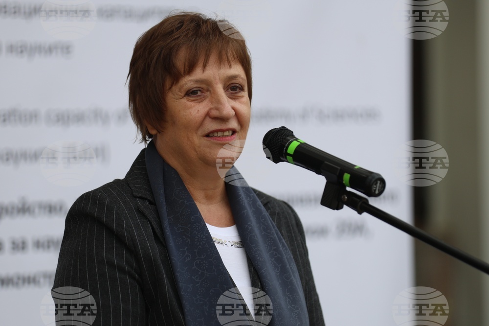 Новите сгради ще променят облика на кампуса и отношението към науката, каза председателят на БАН Евелина Славчева на церемония за първа копка