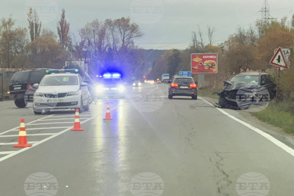 Загинал е един човек, а 17 са ранени при пътни инциденти през изминалото денонощие в страната