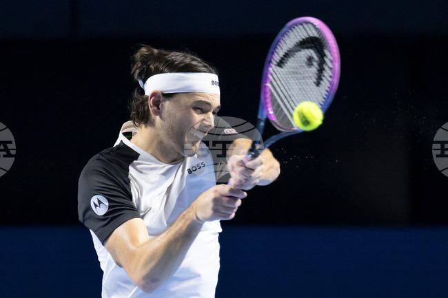 Тейлър Фриц продължава напред на Мастърса в Париж и запази шансове за Финалния АТП в Торино