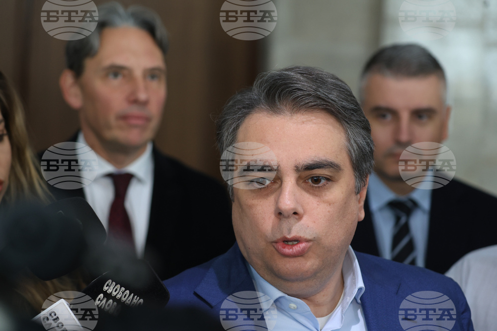 Continue the Change Leader Vassilev: If Lukoil Stops Operations, Bulgaria Faces Fuel Supply Disruption