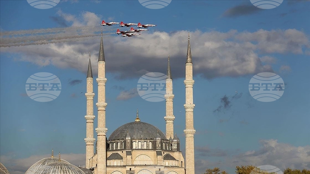 Турските военновъздушни сили ще представят авиошоу в Одрин в чест на 102-та годишнина от основаването на Република Турция