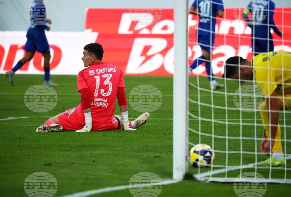 Футбол - „Левски“ - „Добруджа“