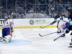Oilers Kraken Hockey