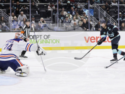 Oilers Kraken Hockey
