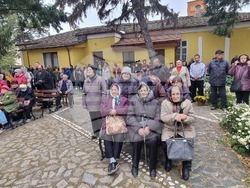 Село Калипетрово - Димитровден - литургия