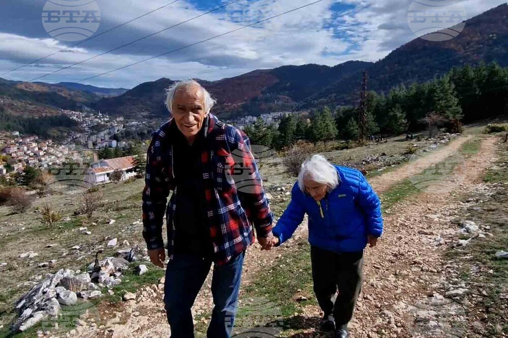 Смолян - Димитровден - 19-метров кръст - освещаване