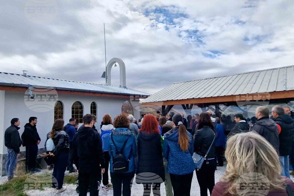 Смолян - Димитровден - 19-метров кръст - освещаване