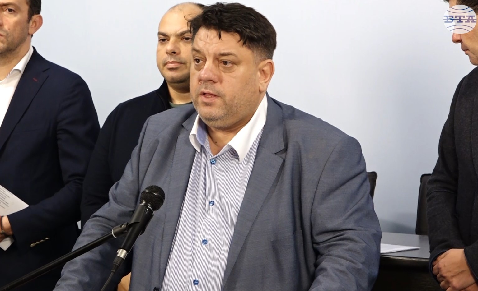 Националният съвет на БСП прие предложението за ротационно председателство на парламента