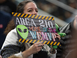 Nets Spurs Basketball