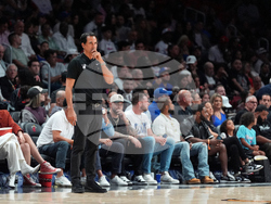 Knicks Heat Basketball