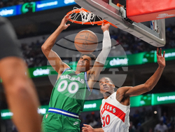 Raptors Mavericks Basketball