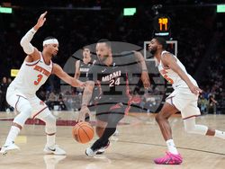 Knicks Heat Basketball