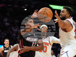 Knicks Heat Basketball