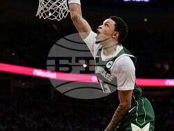 Bucks Cavaliers Basketball