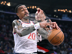 Trailblazers Clippers Basketball