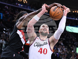 Trailblazers Clippers Basketball