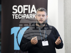 Национален форум за съвременни космически изследвания - откриване