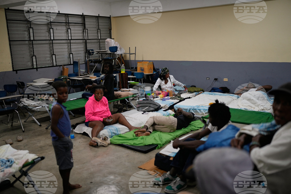 Премиерът на Ямайка предупреди за опасност от "значителни разрушения" вследствие на урагана "Мелиса"