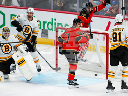 Bruins Senators Hockey
