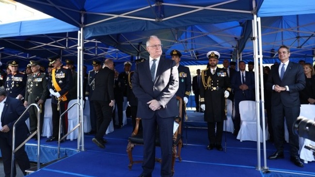 АНА-МПА: Парадът днес в Солун подчерта иновациите във въоръжените сили на Гърция, като същевременно отдаде почит на миналото