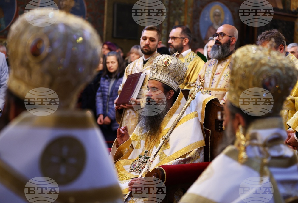 Патриарх Даниил отслужва литургия в катедралата "Св. великомъченица Неделя", в деня, в който църквата почита св. крал Стефан Милутин