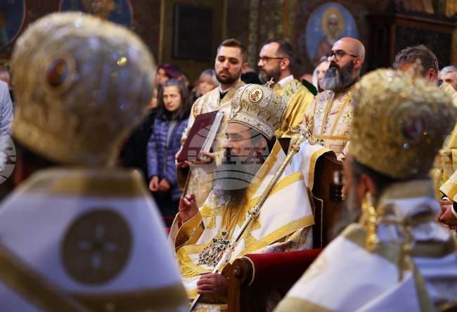 Патриарх Даниил отслужва литургия в катедралата "Св. великомъченица Неделя", в деня, в който църквата почита св. крал Стефан Милутин