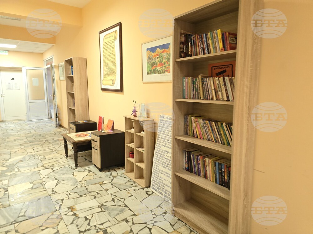 Модерни болнични библиотеки ще се направят в лечебните заведения във Враца и Мездра