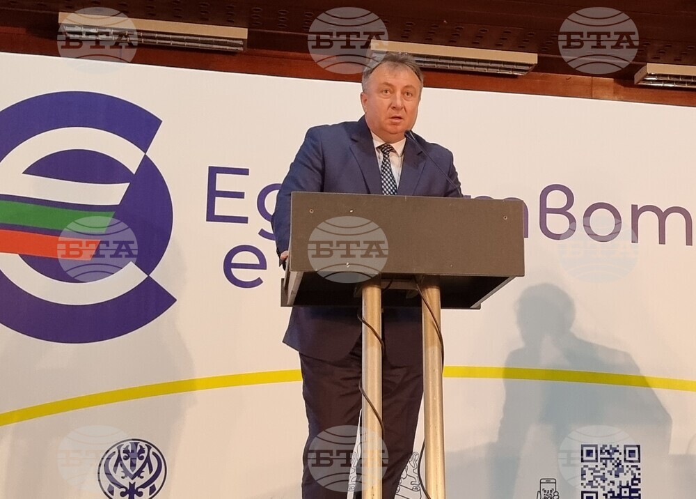 Шумен отдавна е част от Европа, каза кметът на града проф. Христо Христов на информационна среща за въвеждане на еврото в България