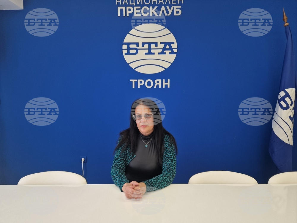 Троянската вокална студия „Усмивка“ празнува половинвековен юбилей с концерт и изложба