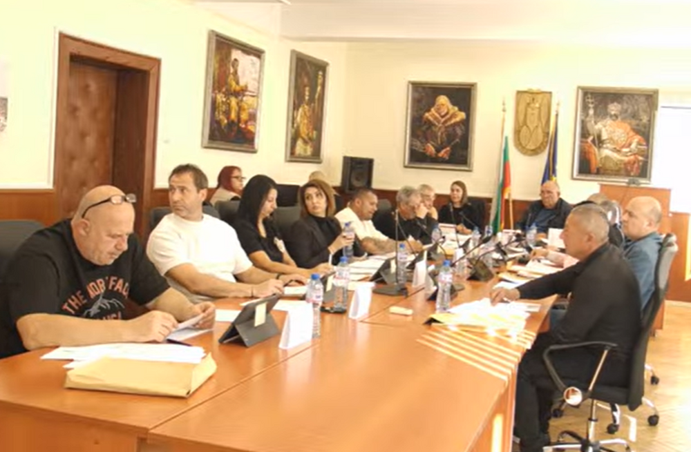 Тополовград ще кандидатства с проекти за обновяване на местното читалище и система за ранно откриване на пожари, решиха съветниците