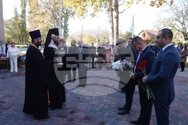 Украйна - Измаил - обновен паметник на Христо Ботев - откриване