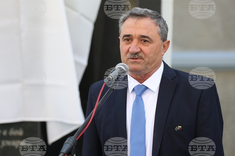 Украйна - Измаил - обновен паметник на Христо Ботев - откриване