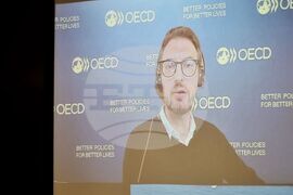 Бургас - „Умения и младежко предприемачество" - дискусия