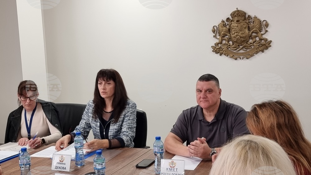 Разпореждане с имоти и побратимяване с румънския град Дъбулени са сред днешните решения на Общинския съвет в Оряхово