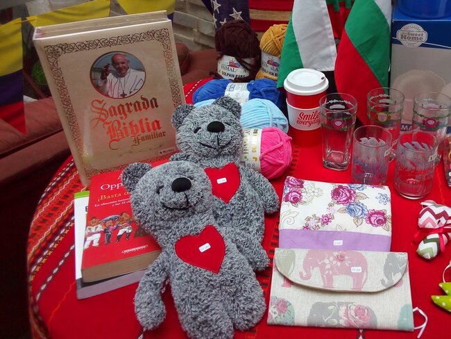 Българо-колумбийската фондация „Алианса“ ще организира днес в Богота български базар